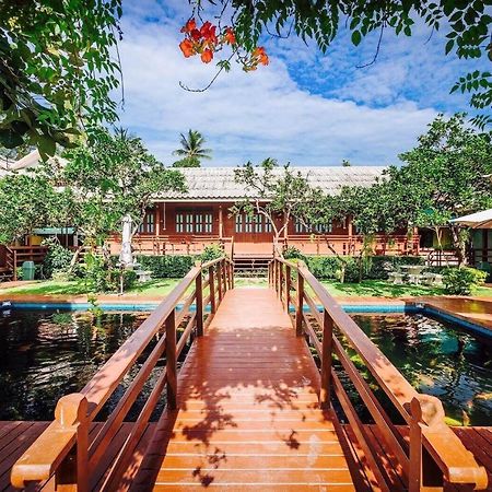 Baan Kornnara Resort Amphawa Luaran gambar
