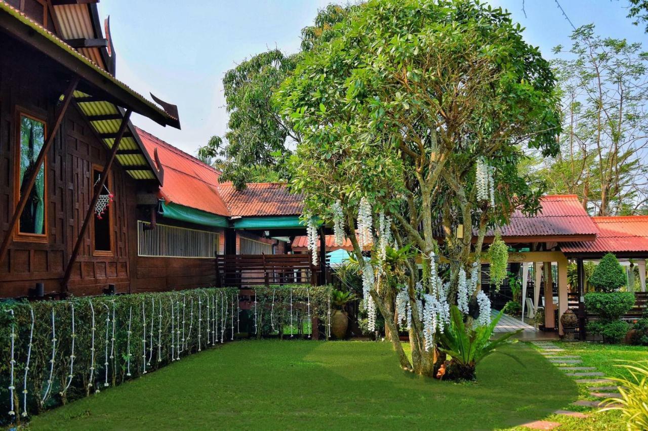 Baan Kornnara Resort Amphawa Luaran gambar
